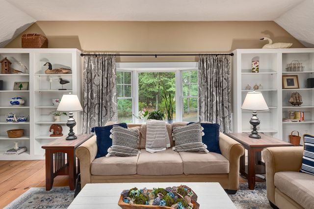 65 Pye Brook Lane, Boxford, MA 01921