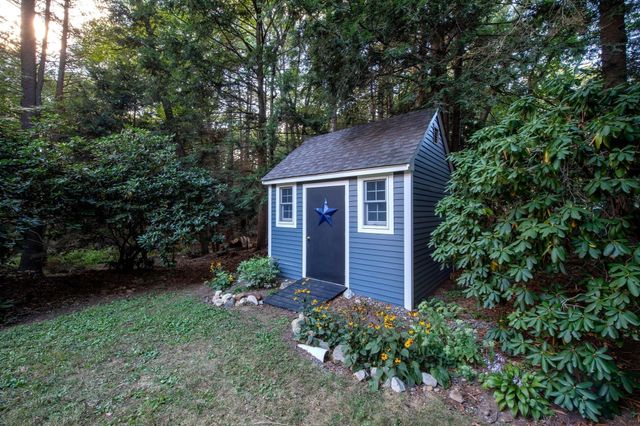 65 Pye Brook Lane, Boxford, MA 01921
