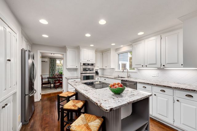 65 Pye Brook Lane, Boxford, MA 01921