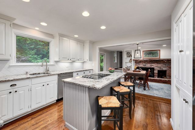 65 Pye Brook Lane, Boxford, MA 01921