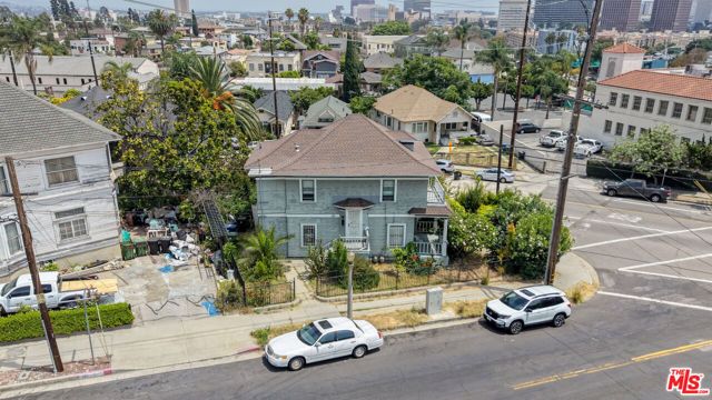 600 E Edgeware Road, Los Angeles, CA 90026