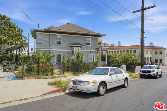 600 E Edgeware Road, Los Angeles, CA 90026