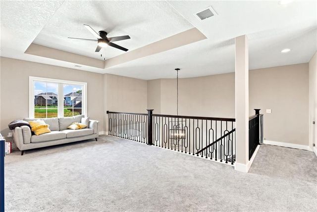 13559 Terrace Park Drive, Parkville, MO 64152