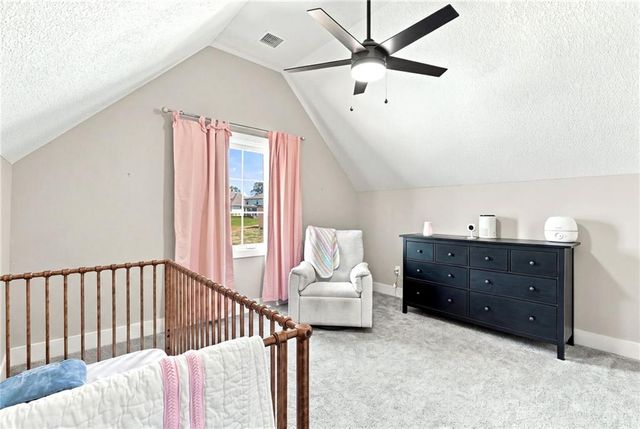 13559 Terrace Park Drive, Parkville, MO 64152