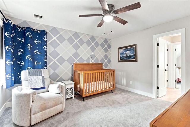 13559 Terrace Park Drive, Parkville, MO 64152
