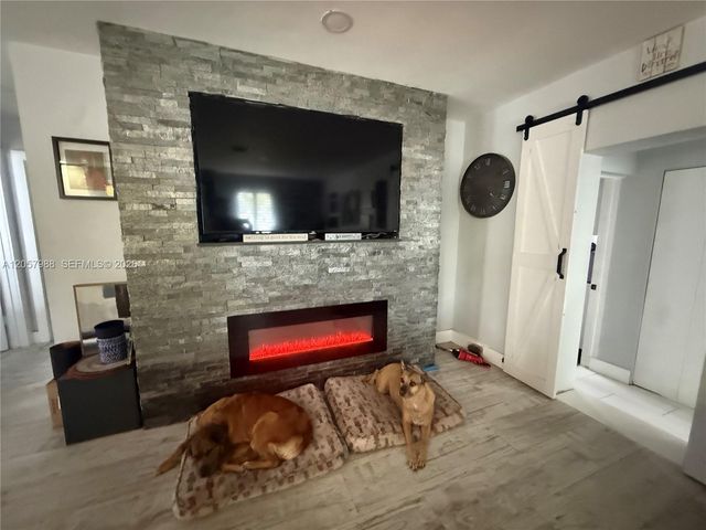 701 SW 4th Court, Hallandale Beach, FL 33009