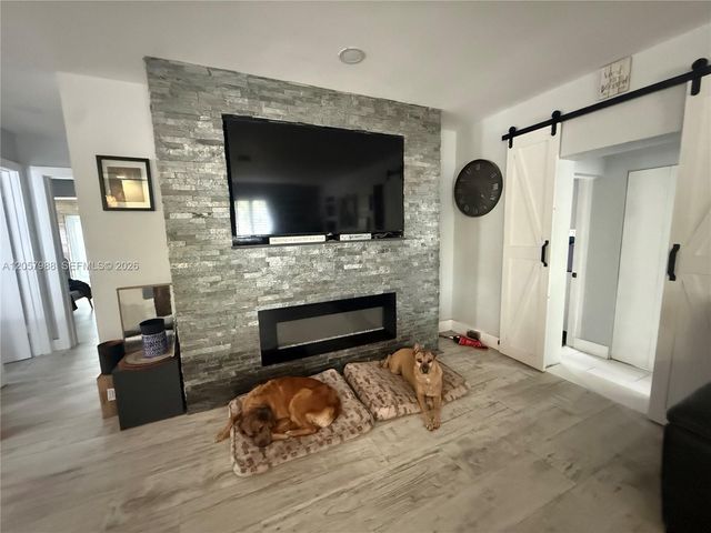 701 SW 4th Court, Hallandale Beach, FL 33009