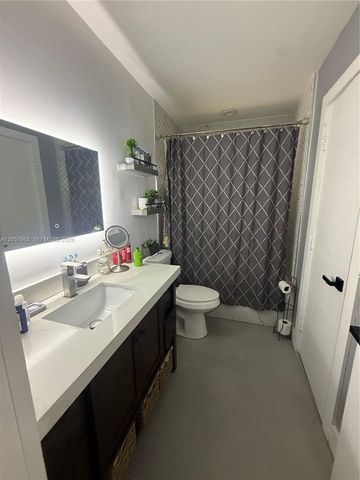 701 SW 4th Court, Hallandale Beach, FL 33009