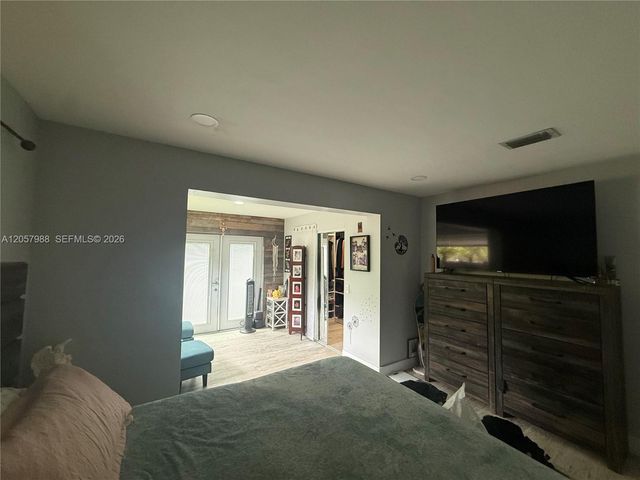 701 SW 4th Court, Hallandale Beach, FL 33009