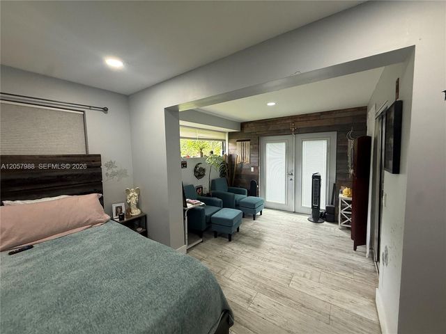 701 SW 4th Court, Hallandale Beach, FL 33009
