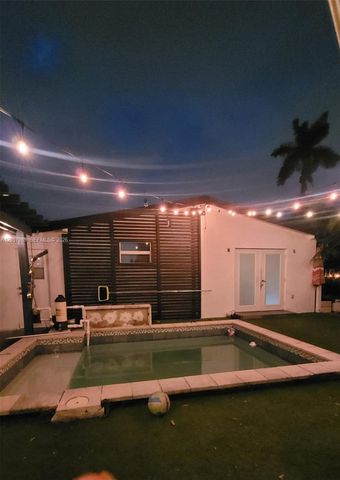 701 SW 4th Court, Hallandale Beach, FL 33009