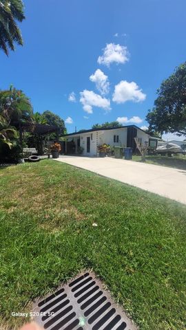 701 SW 4th Court, Hallandale Beach, FL 33009