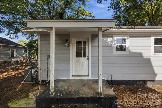 1101 Opal Street, Charlotte, NC 28208