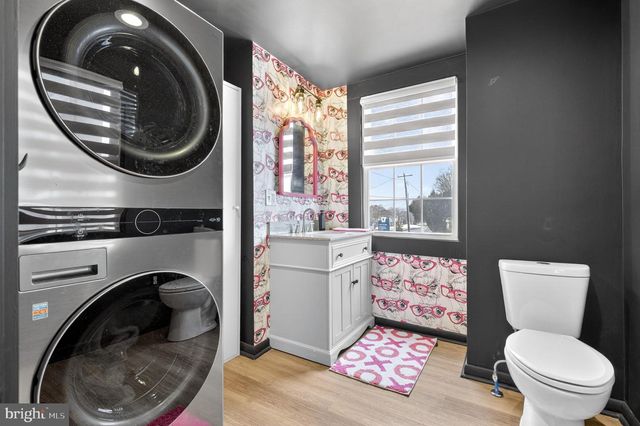 1529 VILLAGE RD, Strasburg, PA 17579