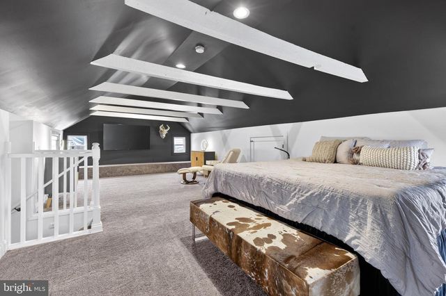 1529 VILLAGE RD, Strasburg, PA 17579