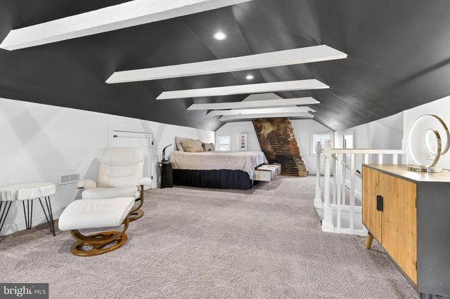 1529 VILLAGE RD, Strasburg, PA 17579