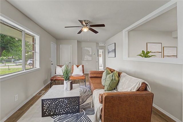 707 E Sumac Street, Rogers, AR 72756