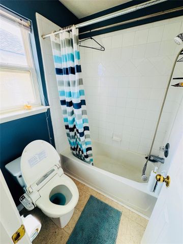 2507 Glenholly Park Drive, Sugar Land, TX 77498