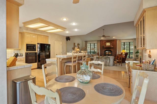 11791 N Alpine Rd, Lodi, CA 95240