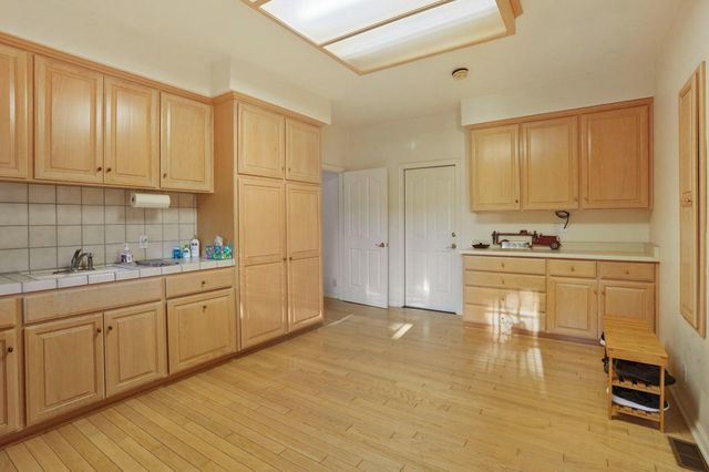 11791 N Alpine Rd, Lodi, CA 95240