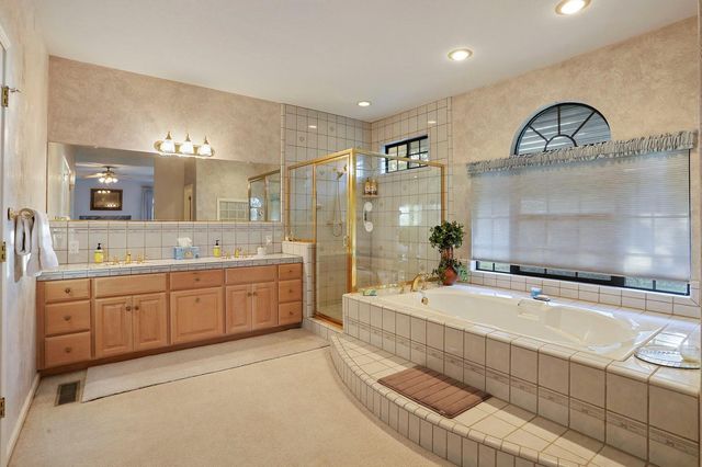 11791 N Alpine Rd, Lodi, CA 95240