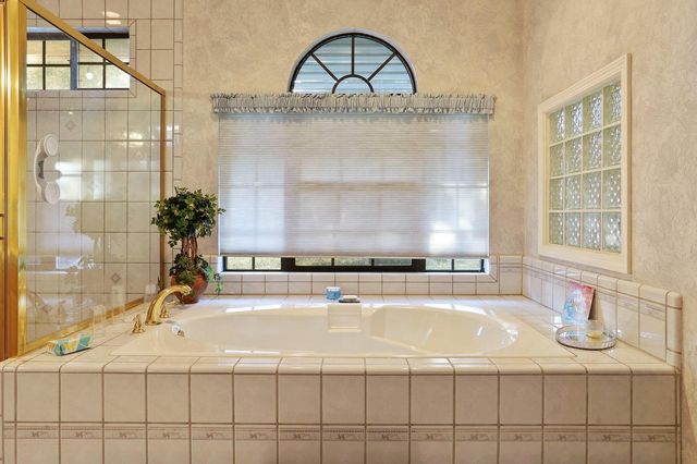 11791 N Alpine Rd, Lodi, CA 95240