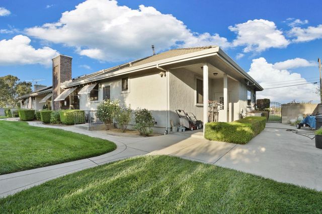 11791 N Alpine Rd, Lodi, CA 95240