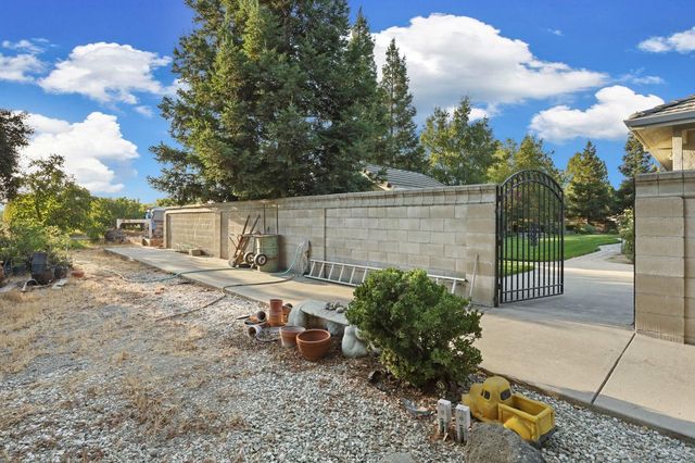 11791 N Alpine Rd, Lodi, CA 95240