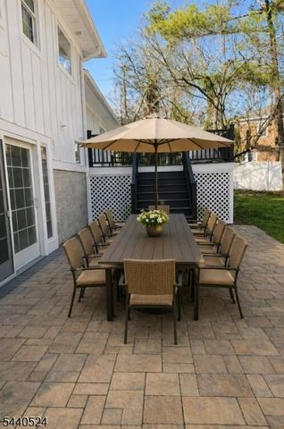 9 Crestview Ct, Montclair Twp., NJ 07042