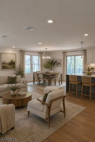 9 Crestview Ct, Montclair Twp., NJ 07042