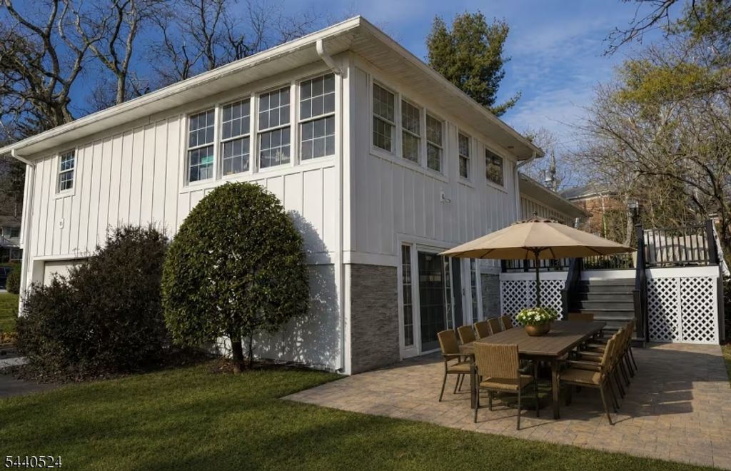 9 Crestview Ct, Montclair Twp., NJ 07042