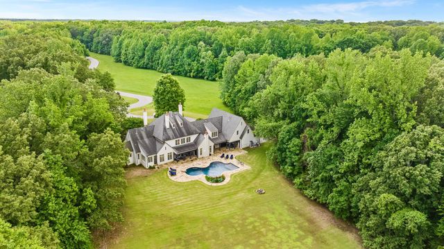 621 CHELSEA MEADOW CV, Eads, TN 38028