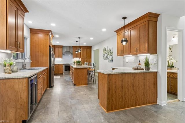 107 Brokenbridge RD, Yorktown, VA 23692