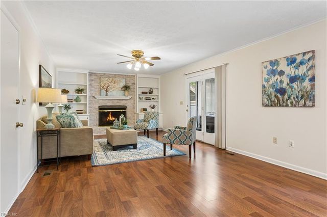 107 Brokenbridge RD, Yorktown, VA 23692
