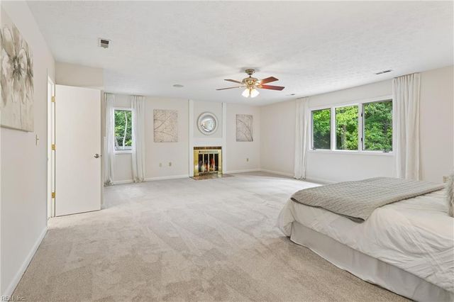 107 Brokenbridge RD, Yorktown, VA 23692