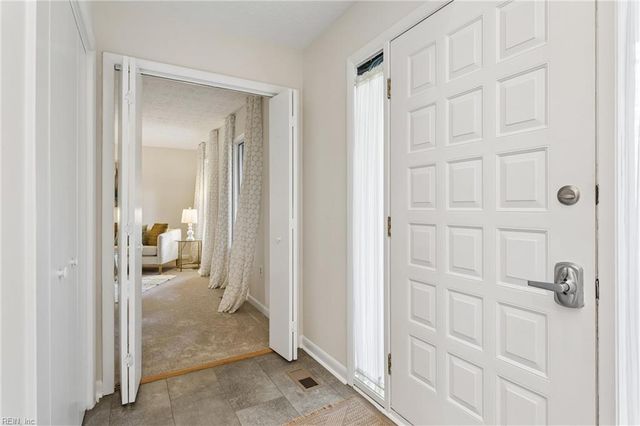 107 Brokenbridge RD, Yorktown, VA 23692