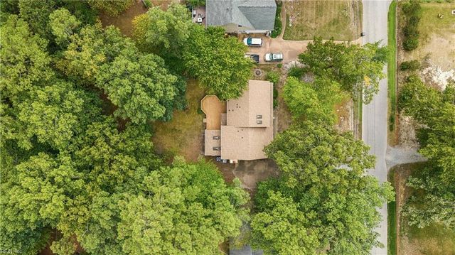 107 Brokenbridge RD, Yorktown, VA 23692