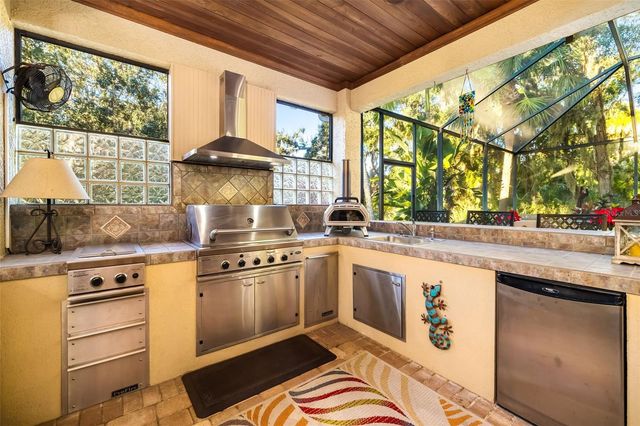 743 FOGGY MORN LANE, Bradenton, FL 34212