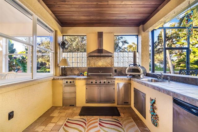 743 FOGGY MORN LANE, Bradenton, FL 34212