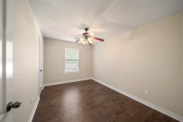 17709 W Terrace Oaks Drive, Waller, TX 77484