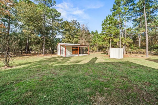 17709 W Terrace Oaks Drive, Waller, TX 77484