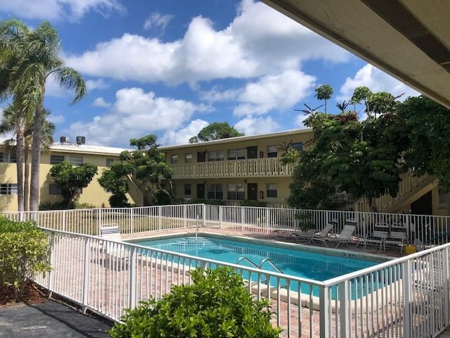 1310 S Federal Highway 10, Lake Worth Beach, FL 33460