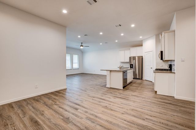 1225 Antelope Passing Dr, Montgomery, TX 77316