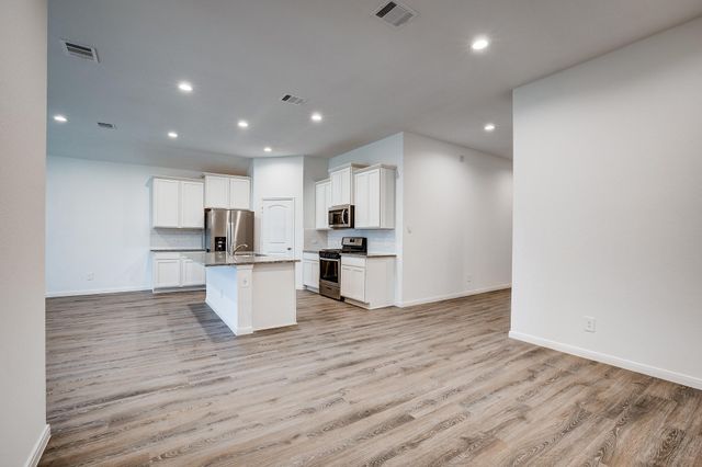 1225 Antelope Passing Dr, Montgomery, TX 77316