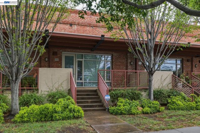 594 Manzana Pl, San Jose, CA 95112