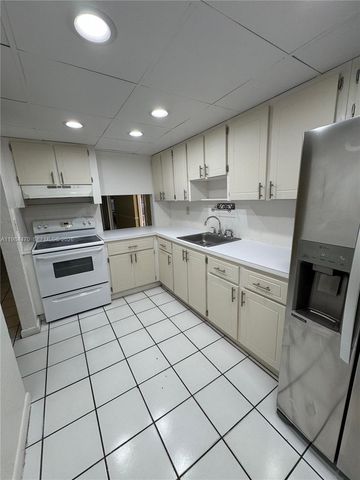 505 NW 177th St 103, Miami Gardens, FL 33169