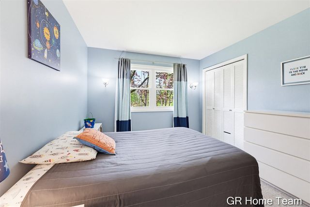 4090 Baywood Drive, Grand Rapids, MI 49546