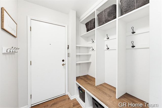 4090 Baywood Drive, Grand Rapids, MI 49546