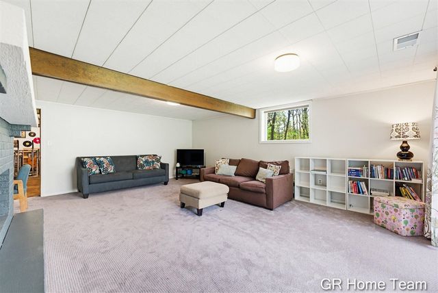 4090 Baywood Drive, Grand Rapids, MI 49546