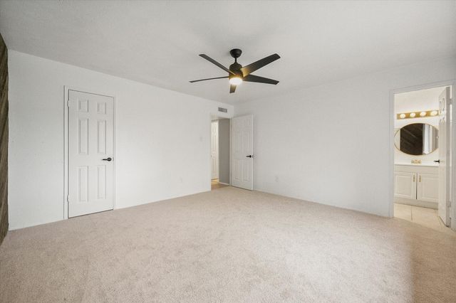 5321 Strickland Avenue, The Colony, TX 75056